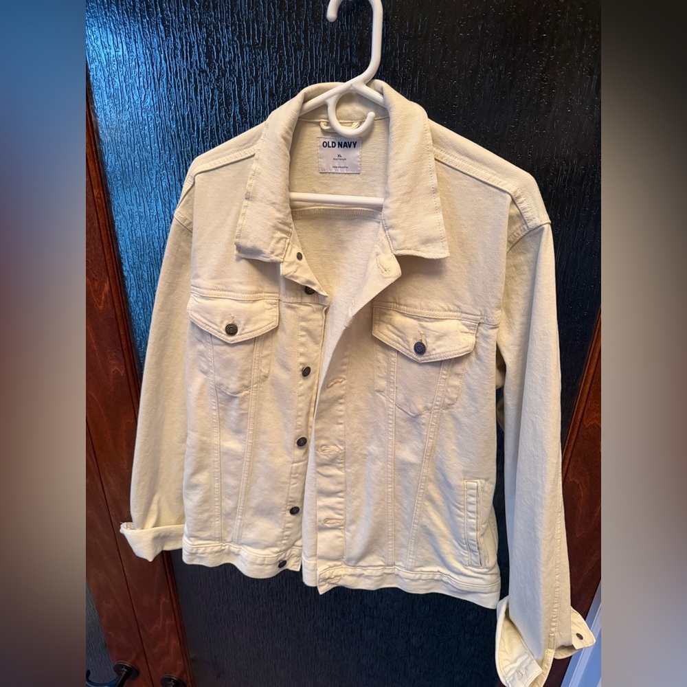 Old Navy Off-White Denim Jacket NWT
